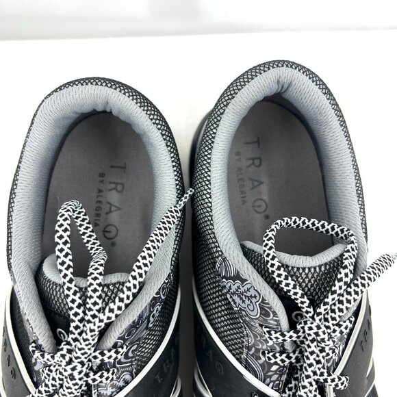 Traq by Alegria Women's Qarma Comfort Walking Sneaker Black Women's 42 US 11.5 - Picture 7 of 10